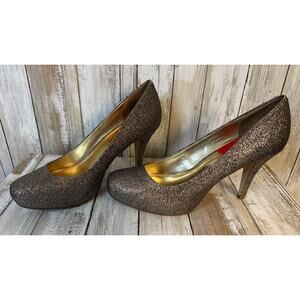 Madden Girl Gold Glitter Pumps Size 9